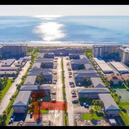 Tropical Paradise At Diplomat Cocoa Beach Exterior photo